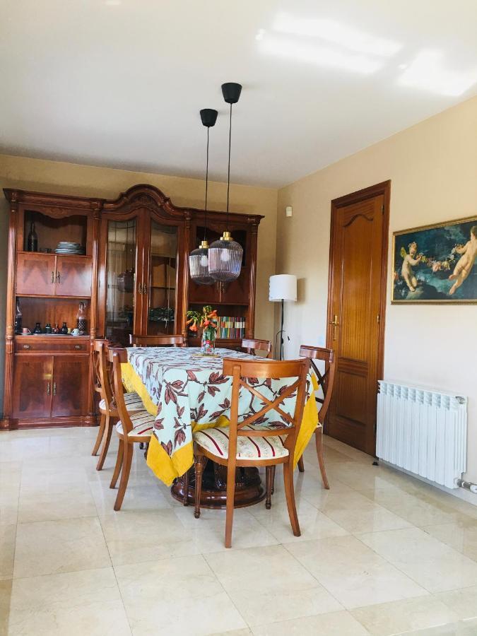 Apartmán Casa De Aurora Rubí Exteriér fotografie